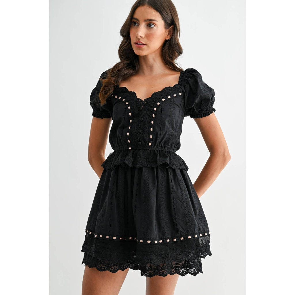 BLACK LACE MINI DRESS WITH SCALLOPED DETAILING