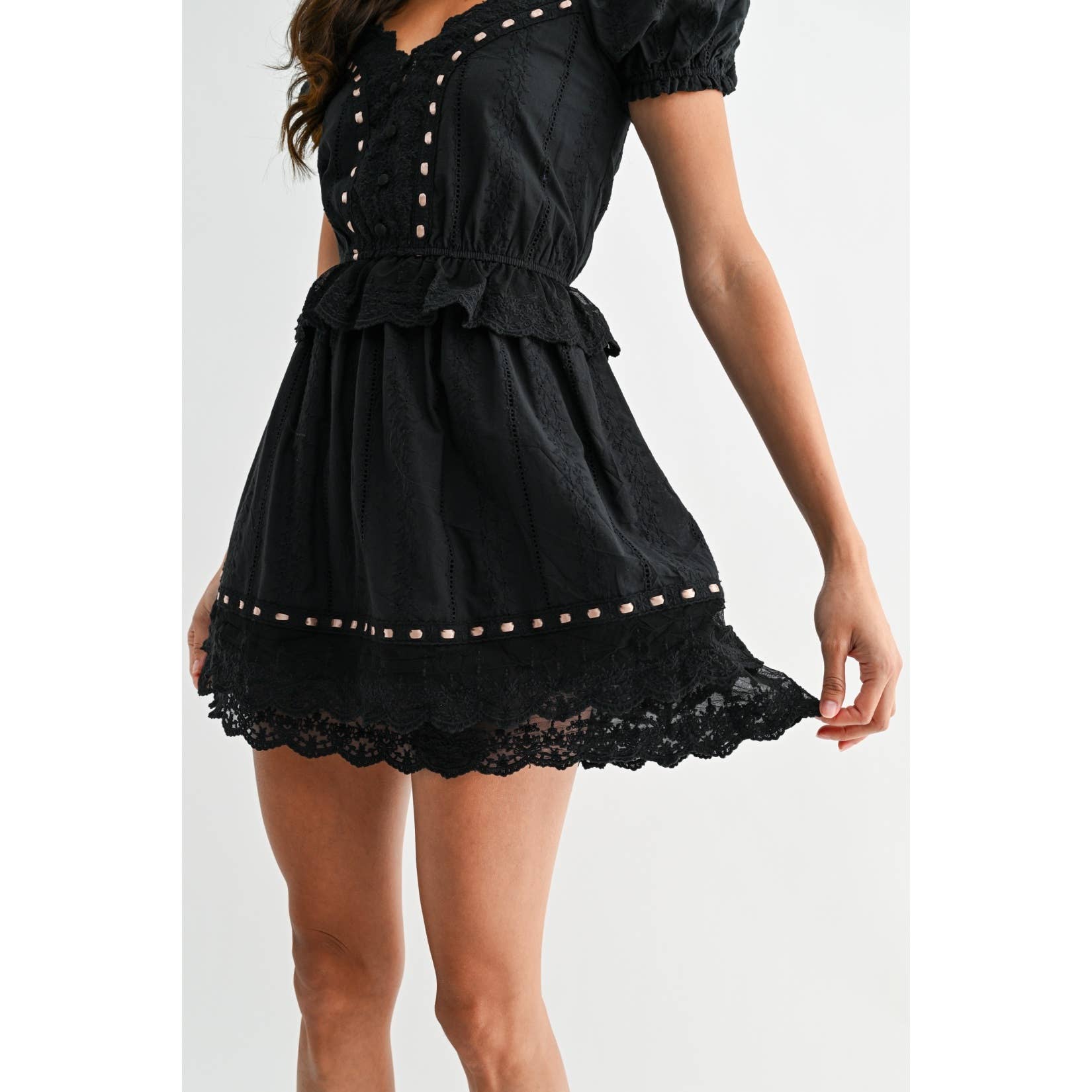 BLACK LACE MINI DRESS WITH SCALLOPED DETAILING